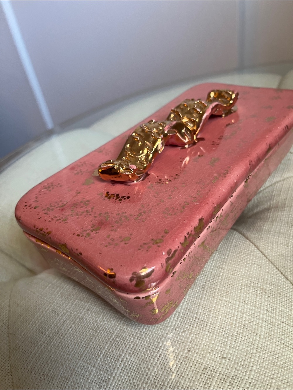 Vintage Hollywood Regency Pink Gold Metallic Handle Specs Jewelry Trinket Box - Picture 10 of 16